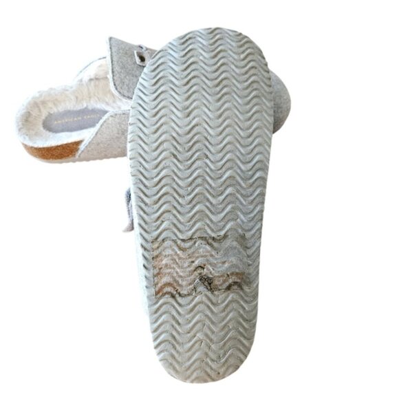 American Eagle Women's Felt Shearling Gray Clog Slip-on Shoes Size 10. - Picture 16 of 16